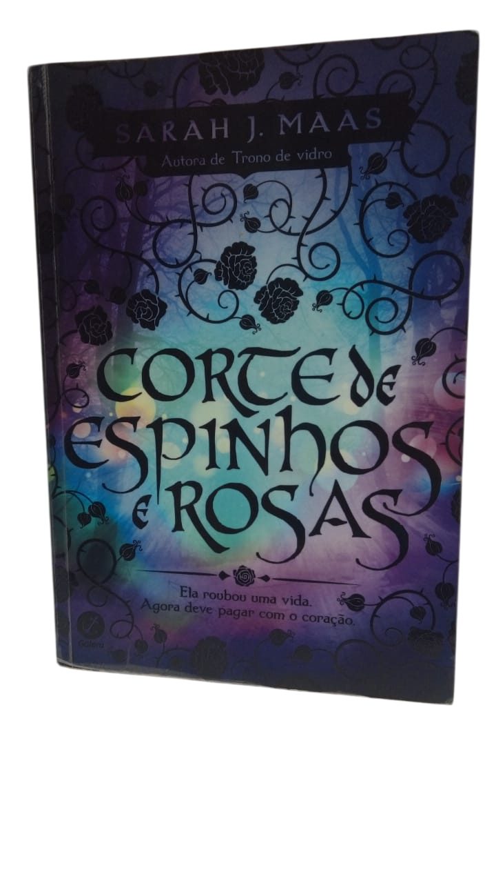 Corte de Espinhos e Rosas Sarah J. Maas