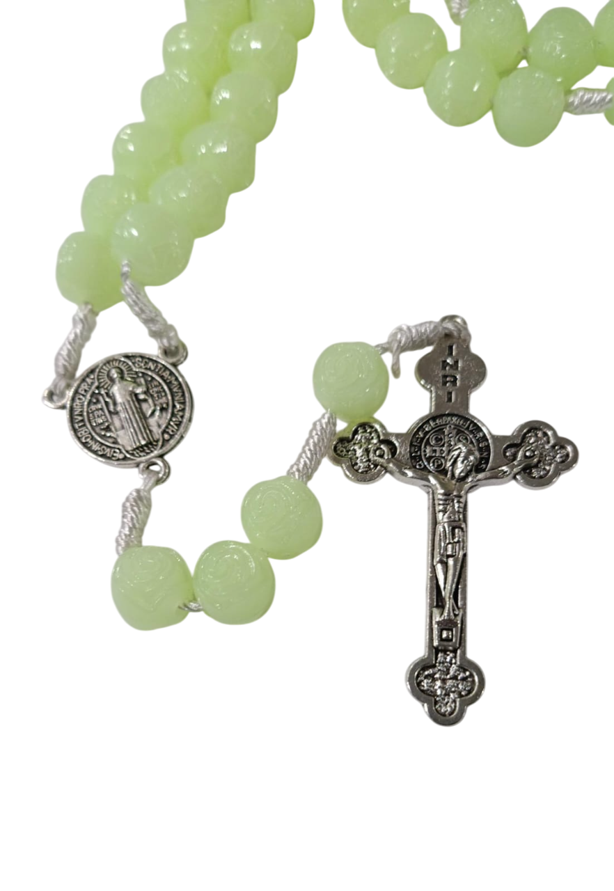 Terço Fluorescentes Rosa Plástico São Bento 48cm - Imagem 3