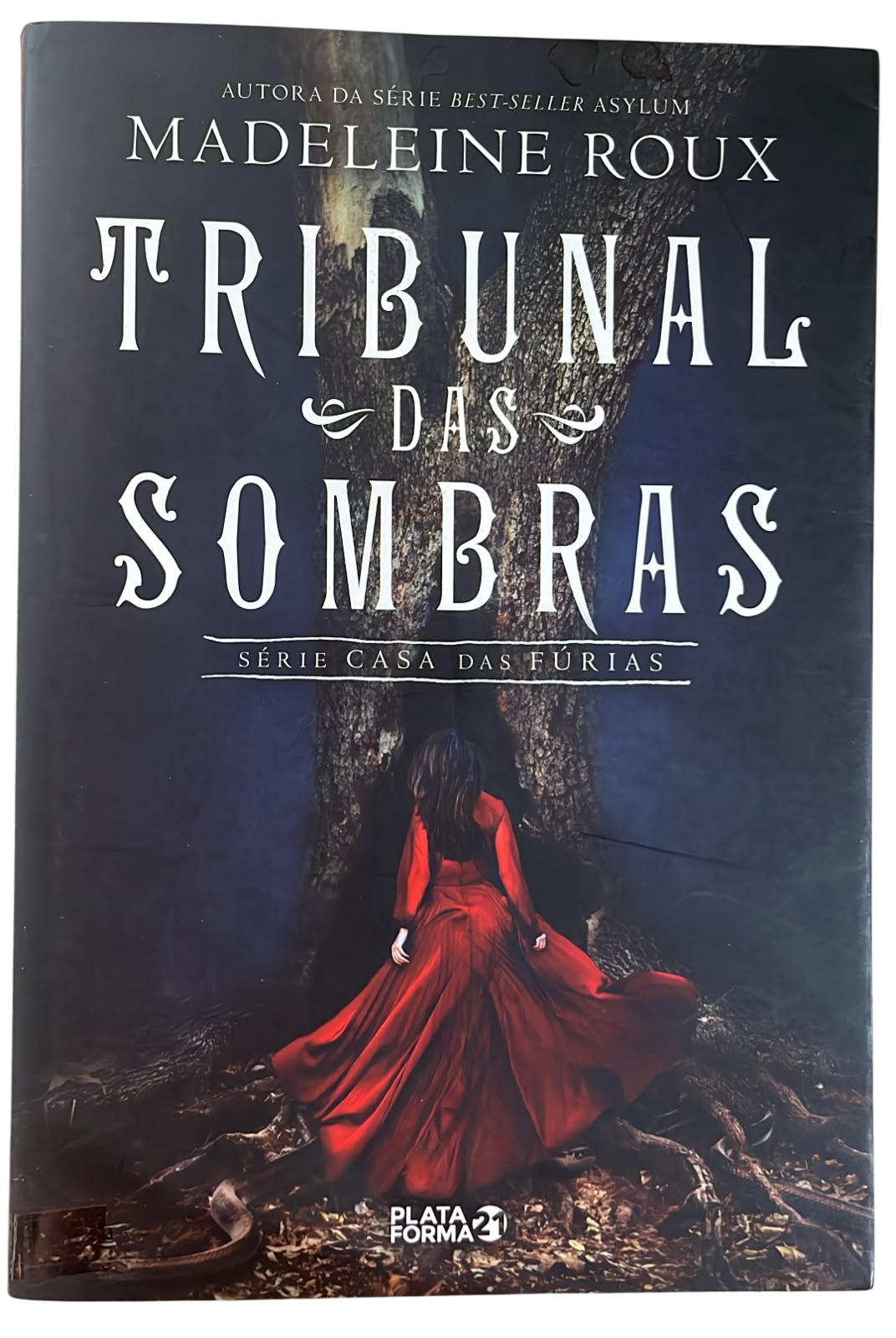 Tribunal das Sombras Madeleine Roux